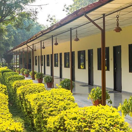 Narmada Hills Resort Omkareshwar Bagian luar foto
