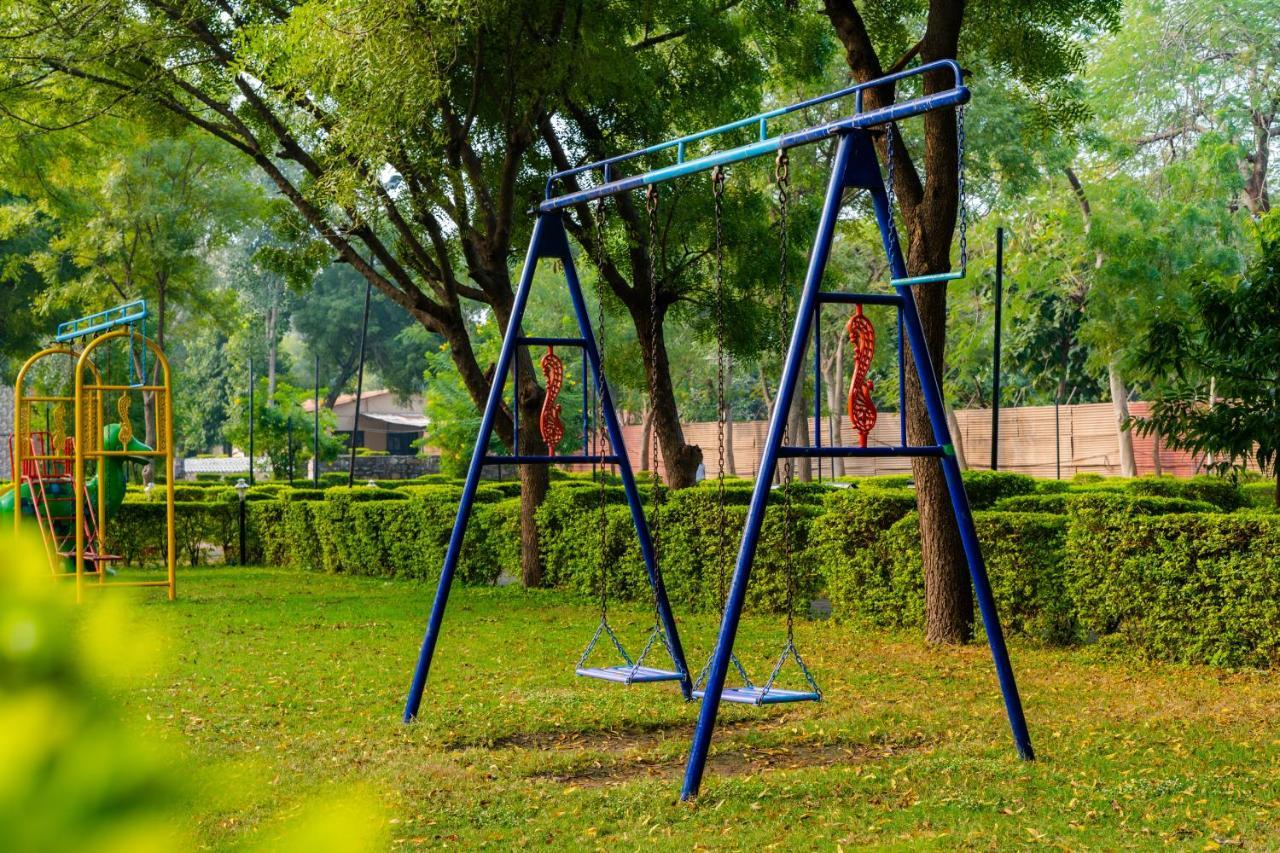 Narmada Hills Resort Omkareshwar Bagian luar foto