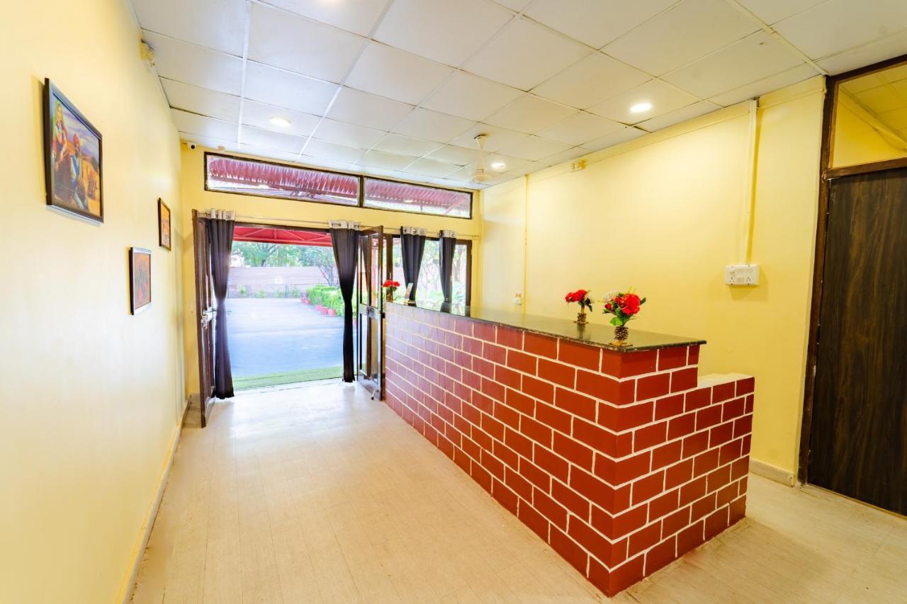 Narmada Hills Resort Omkareshwar Bagian luar foto