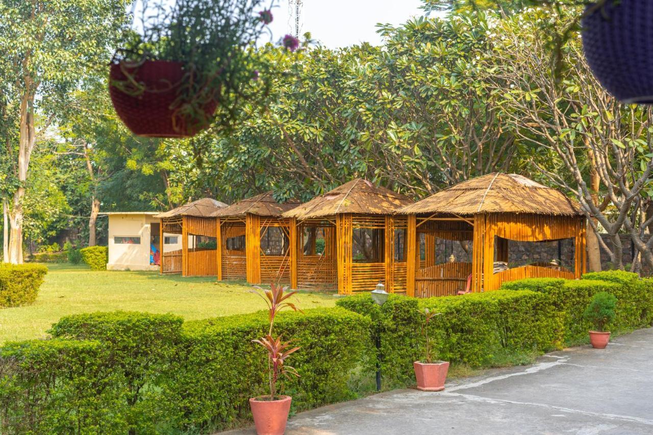 Narmada Hills Resort Omkareshwar Bagian luar foto