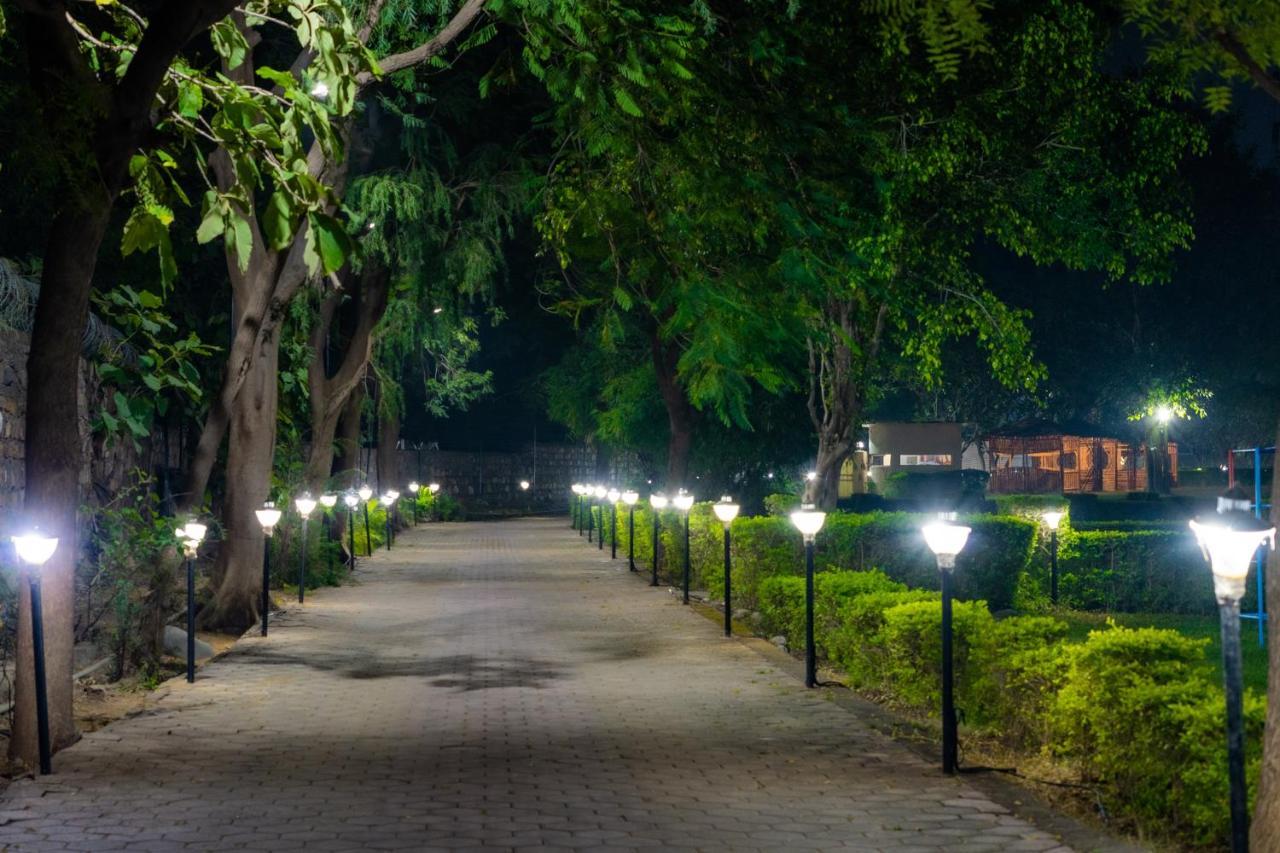 Narmada Hills Resort Omkareshwar Bagian luar foto