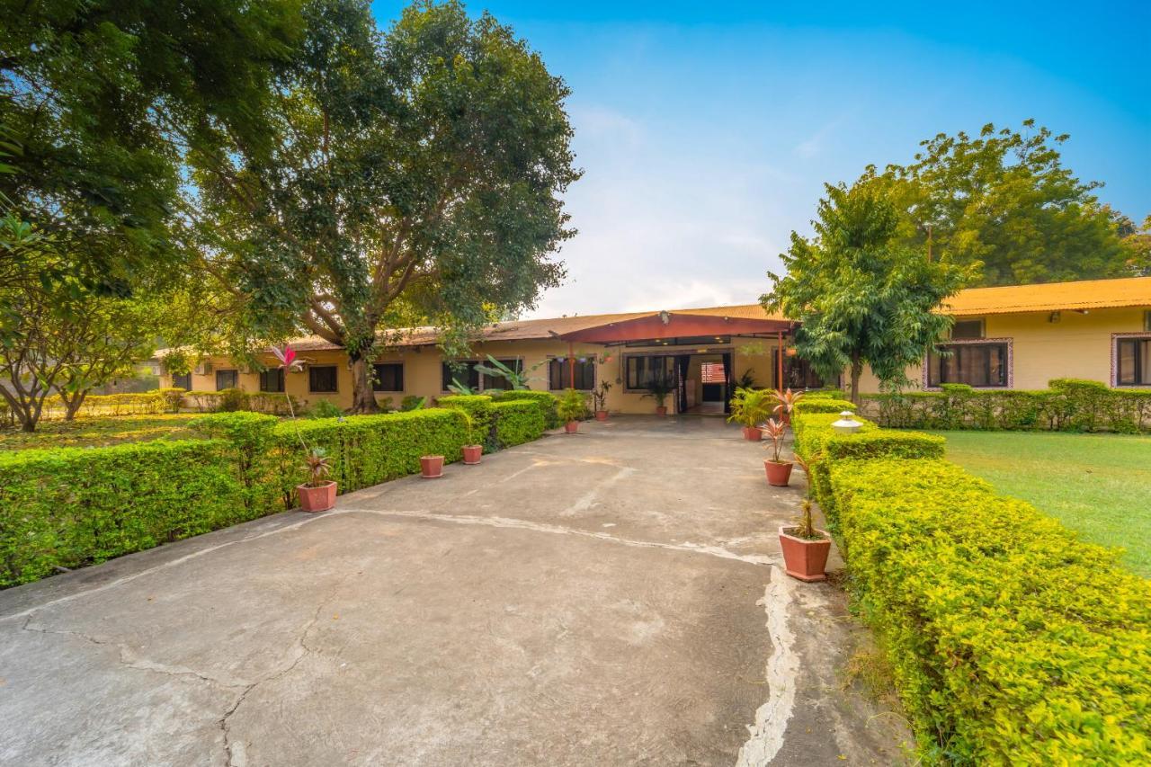 Narmada Hills Resort Omkareshwar Bagian luar foto