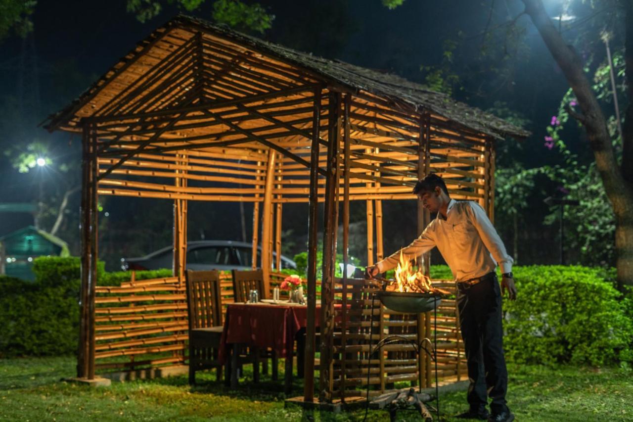 Narmada Hills Resort Omkareshwar Bagian luar foto