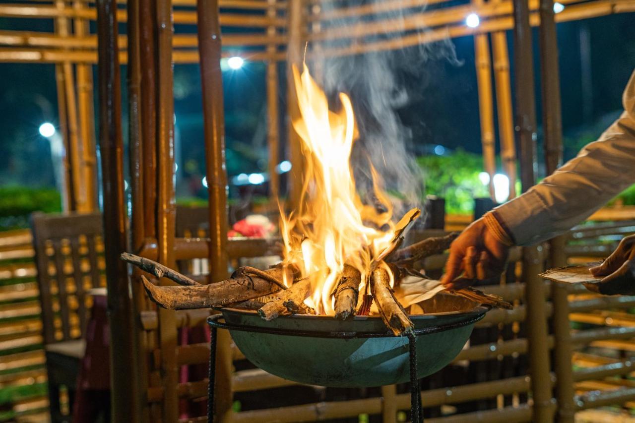 Narmada Hills Resort Omkareshwar Bagian luar foto
